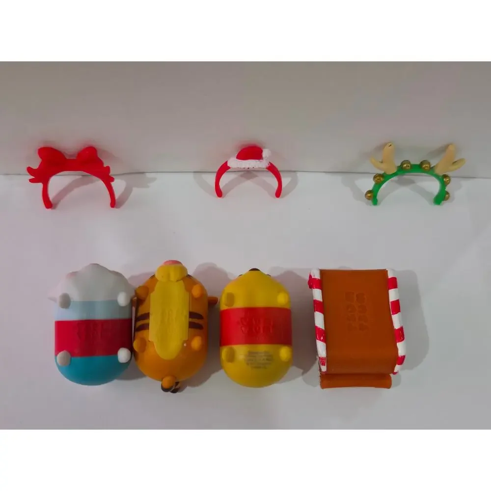 Disney Tsum Tsum Holiday Bundle Large Pooh, Tigger, White Rabbit Sleigh & Bands